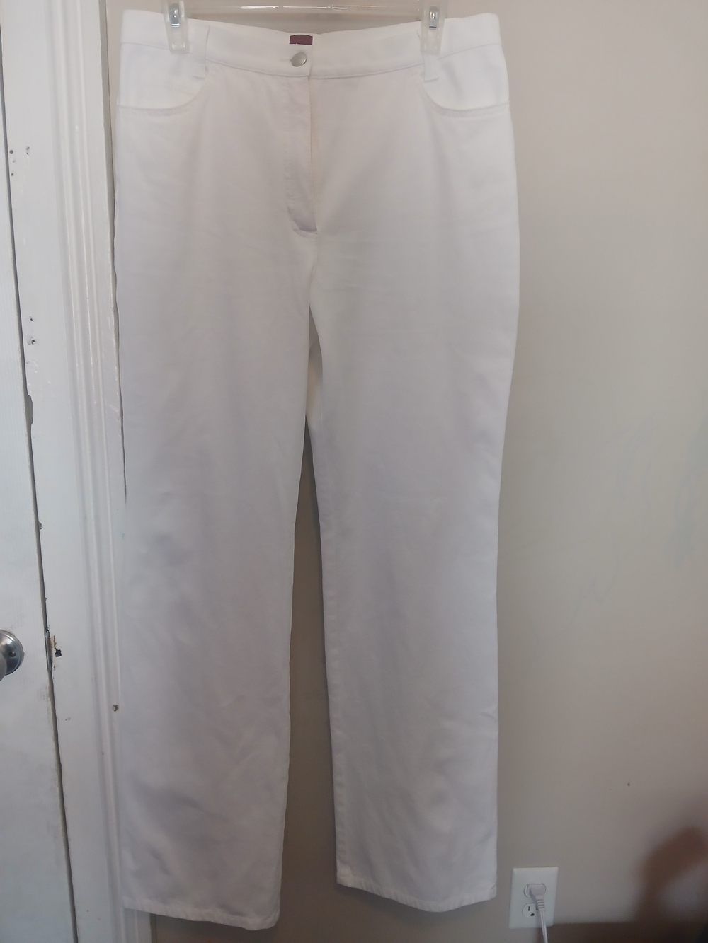 Olsen Europe White Straight-Leg Cotton Pants